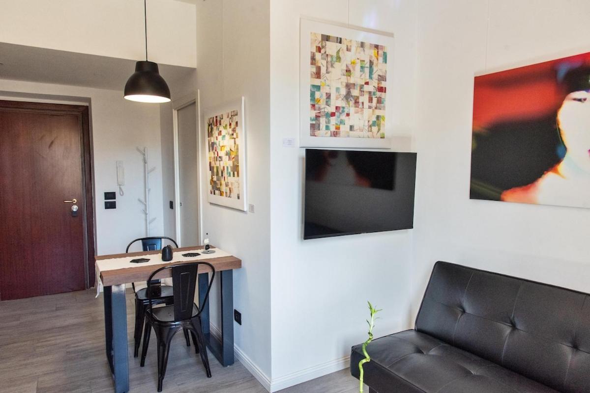 In An Art Gallery Apartment *
